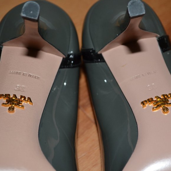Prada Calzature Donna Patent leather Nebbia Gray Peep Toe Pumps Italy - Picture 12 of 15